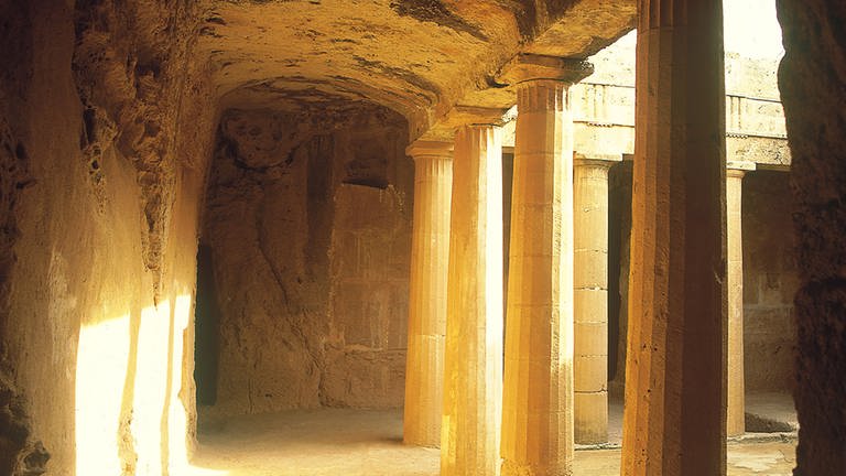 Säulengang der Königsgräber in Paphos
